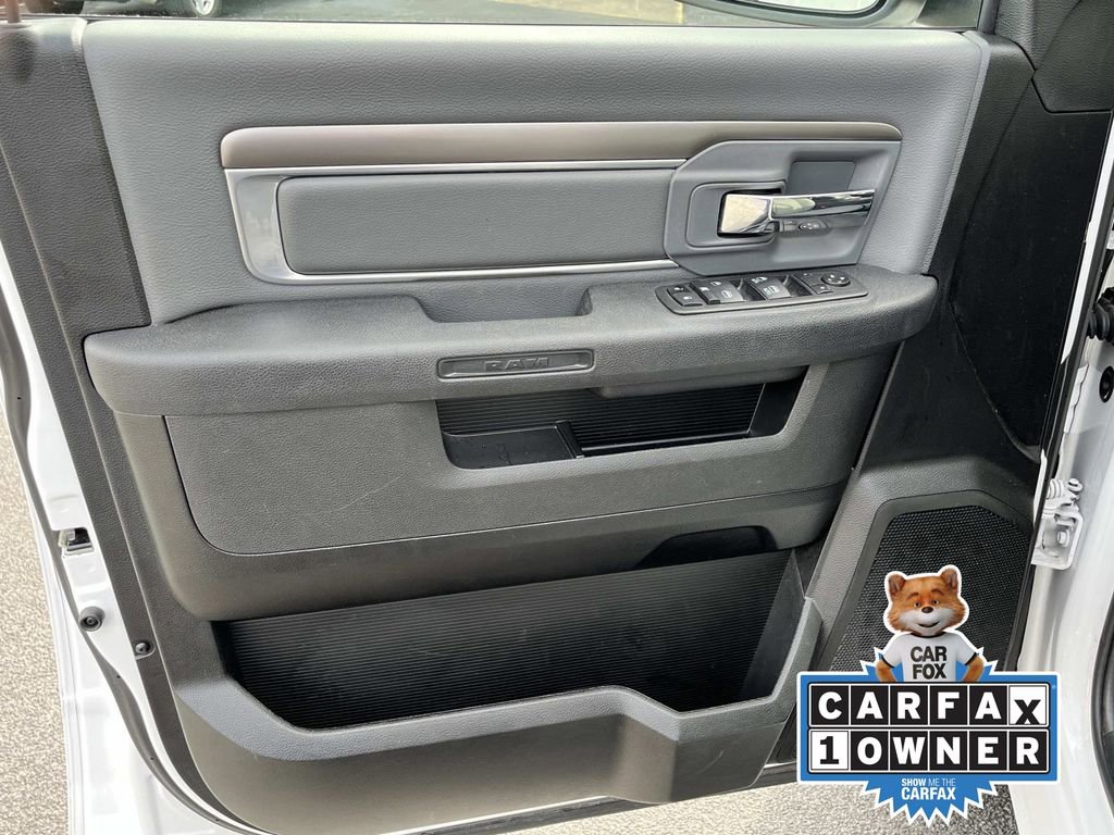 Used 2024 RAM 1500 Classic SLT image 24