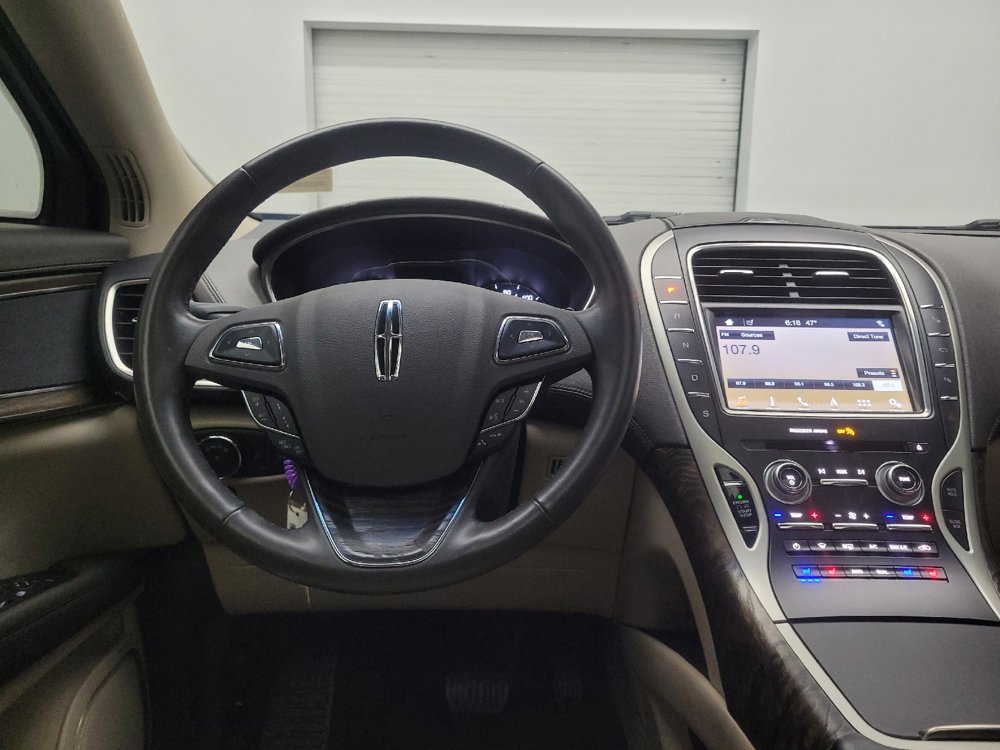 Used 2018 Lincoln MKX Reserve w/ Driver Assistance Package FWD image 22