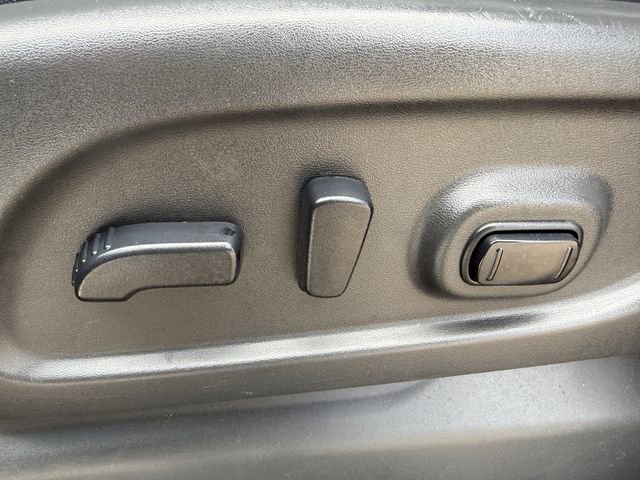 Used 2019 Nissan Titan SV w/ SV Convenience Package AWD/4WD image 26