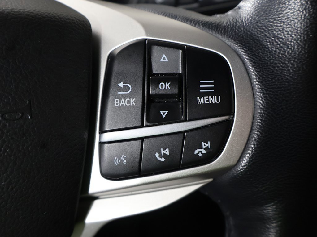 Used 2022 Ford Explorer XLT image 40