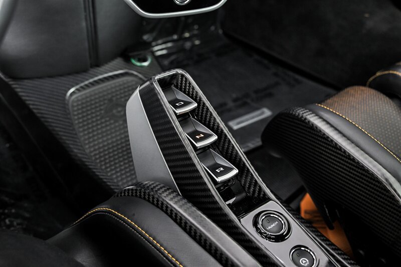 Used 2019 McLaren Senna RWD image 40