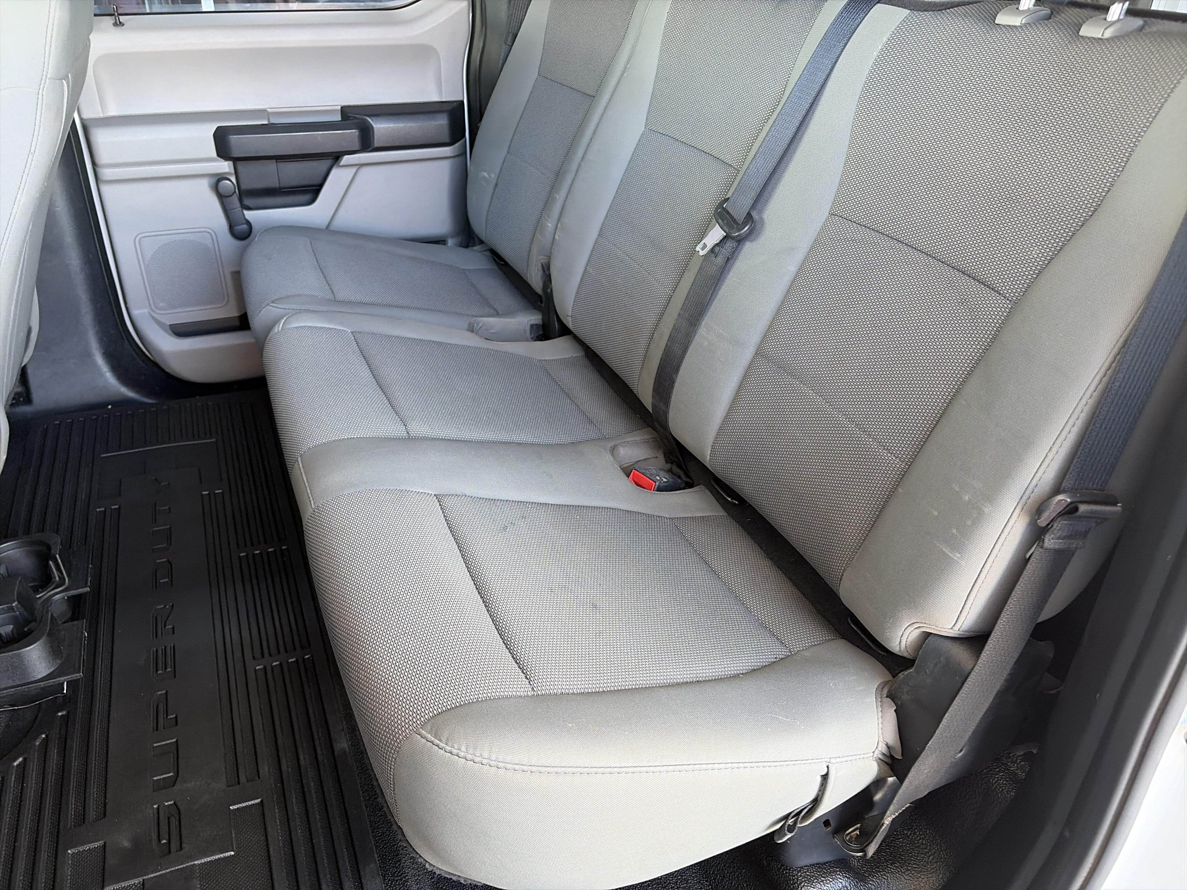 Used 2020 Ford F250 XL AWD/4WD image 3