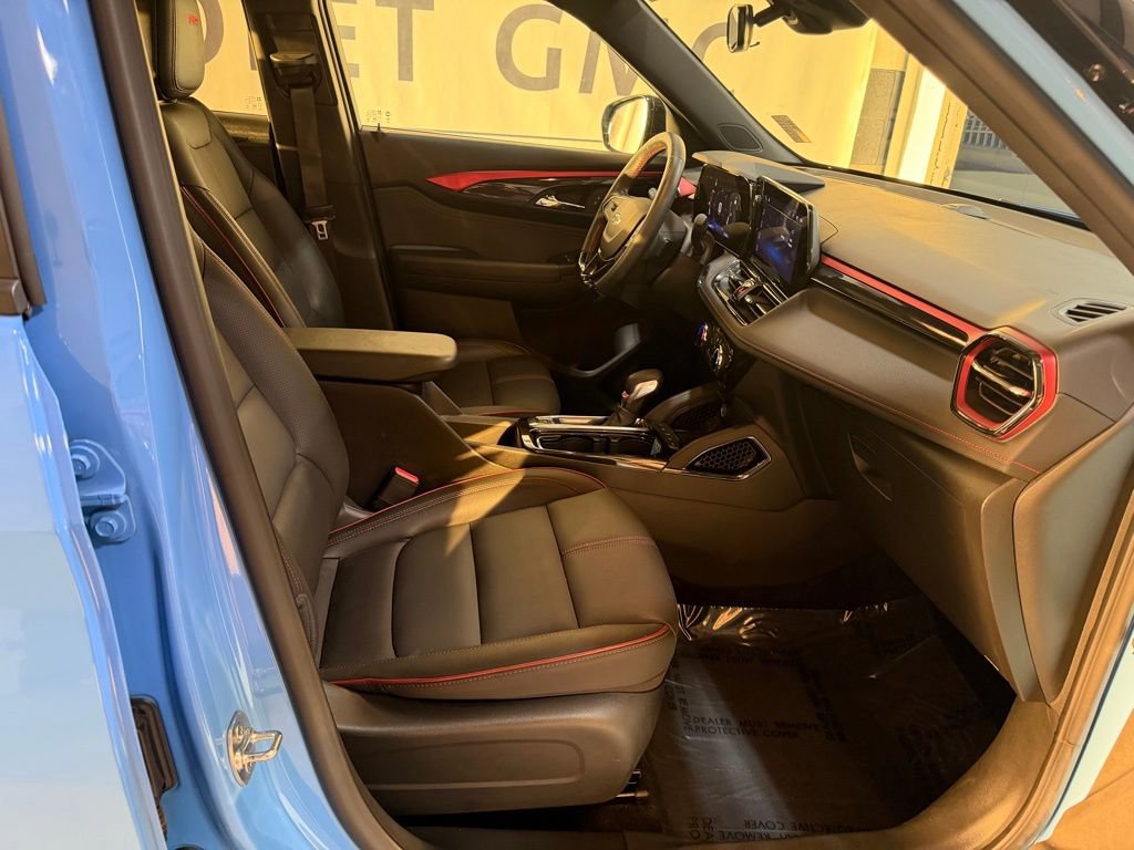 Used 2024 Chevrolet TrailBlazer RS image 29