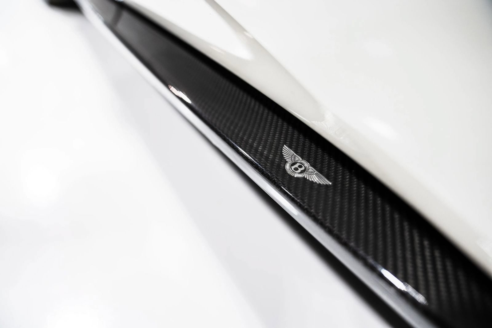 Used 2019 Bentley Bentayga AWD/4WD image 40