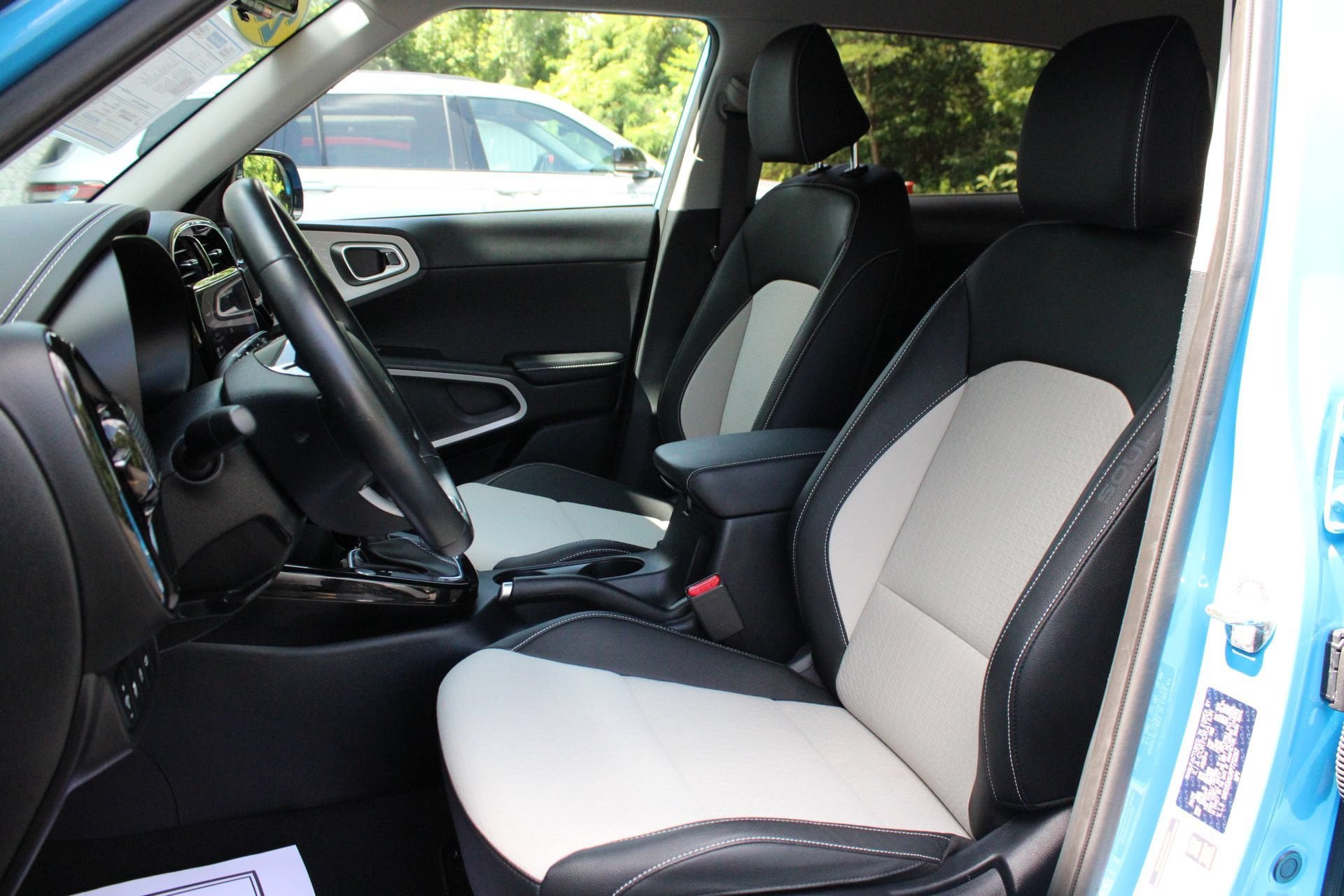 Used 2023 Kia Soul GT-Line FWD image 16