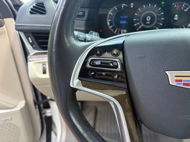 Used 2019 Cadillac Escalade Luxury AWD/4WD image 36