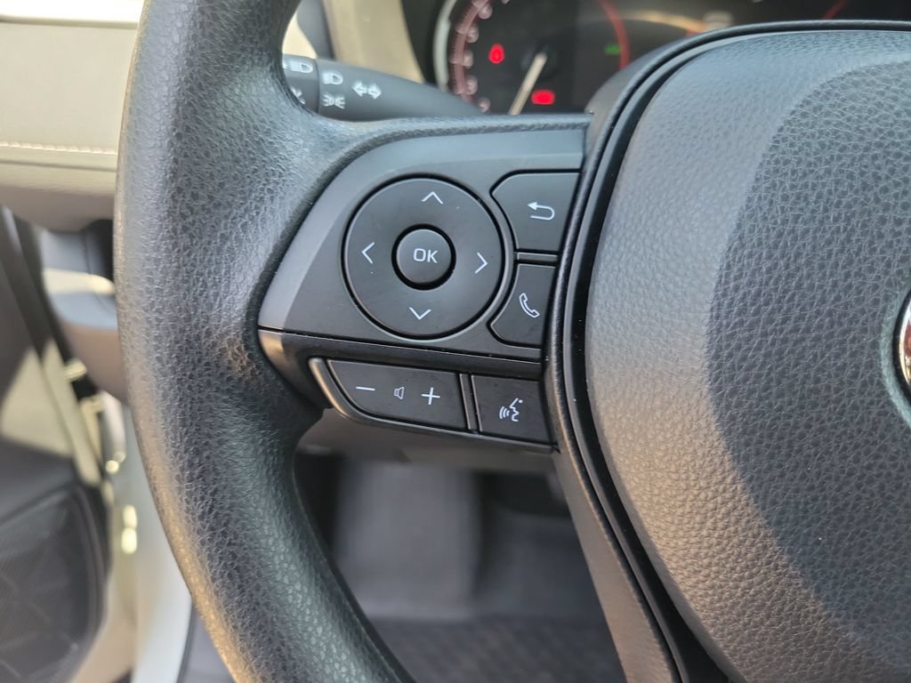 Certified 2025 Toyota RAV4 LE FWD image 22
