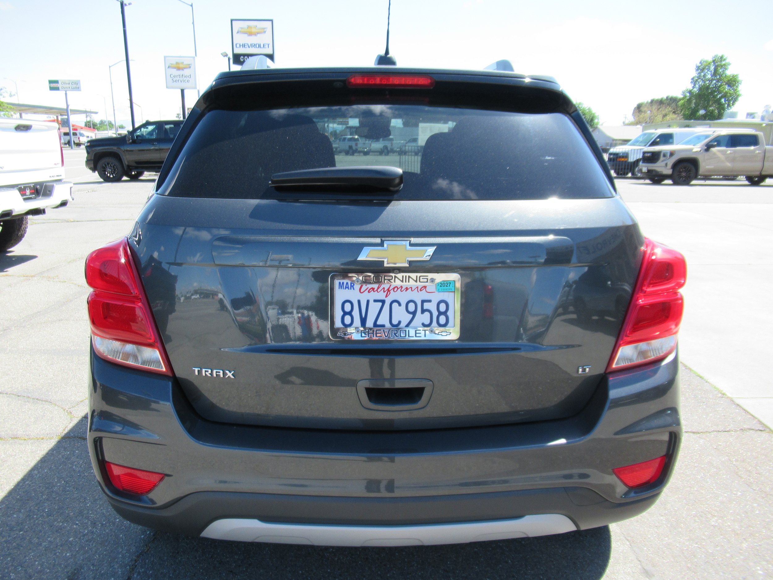 Used 2020 Chevrolet Trax LT FWD image 7