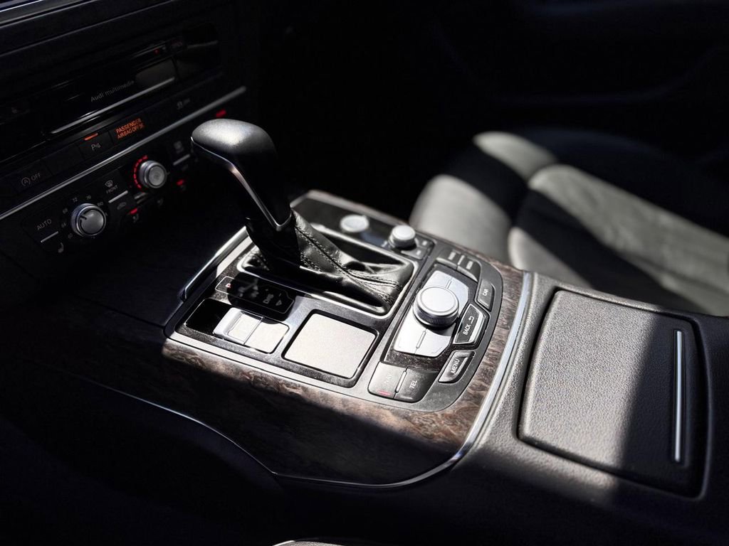 Used 2018 Audi A6 2.0T Premium w/ Cold Weather Package AWD/4WD image 17