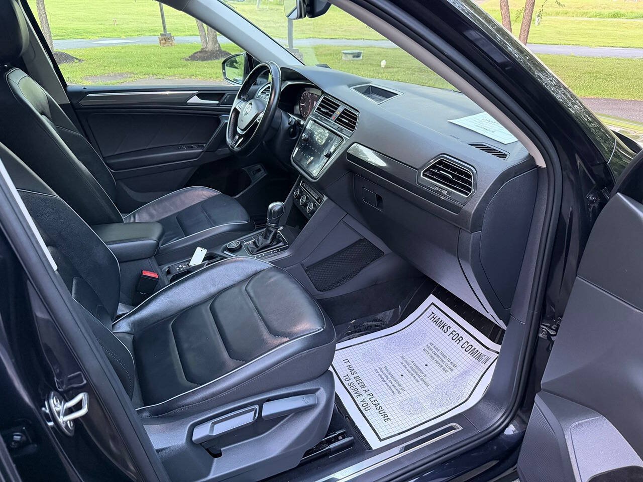Used 2019 Volkswagen Tiguan SEL Premium AWD/4WD image 27