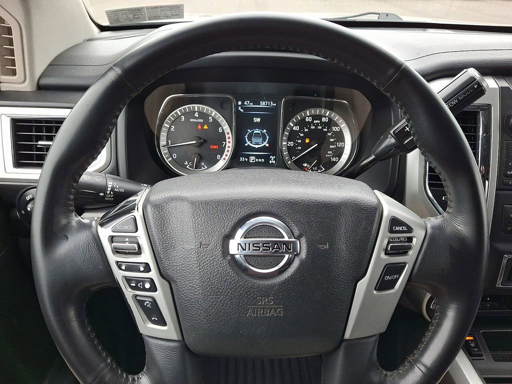 Used 2017 Nissan Titan SV image 20