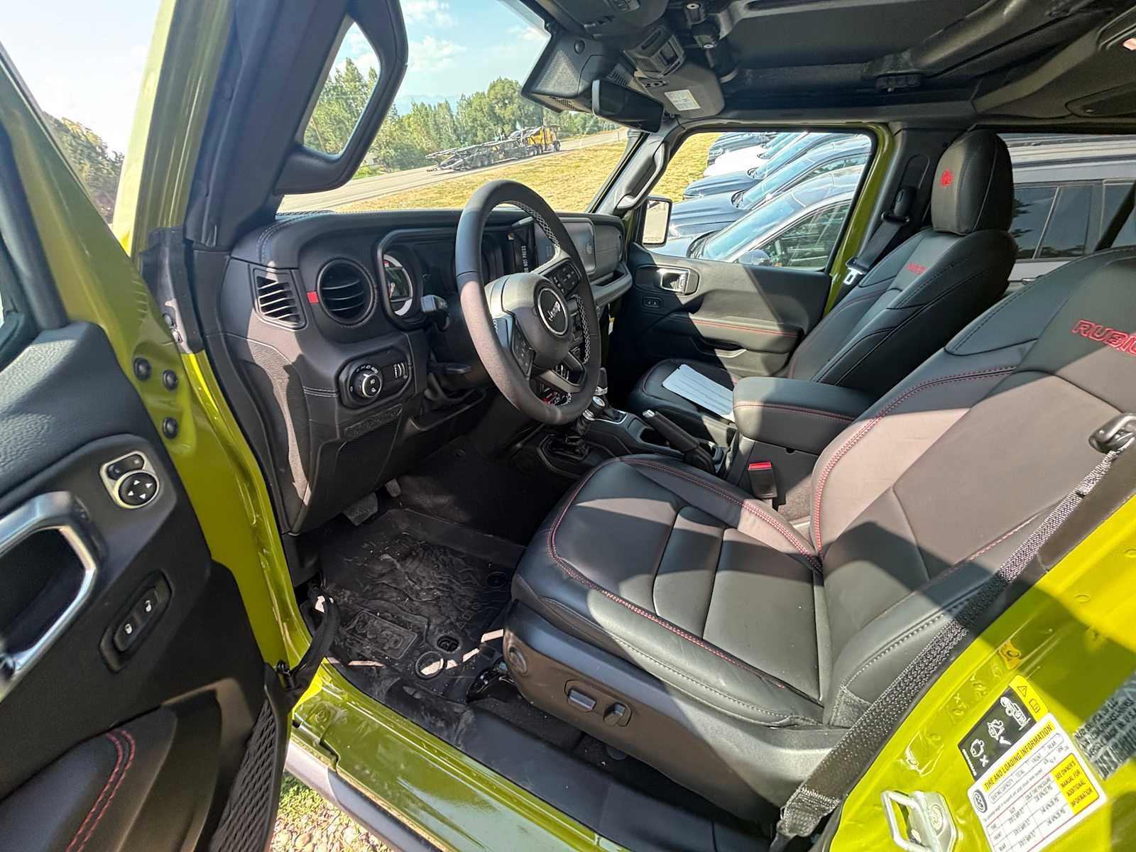 New 2025 Jeep Gladiator Rubicon image 14