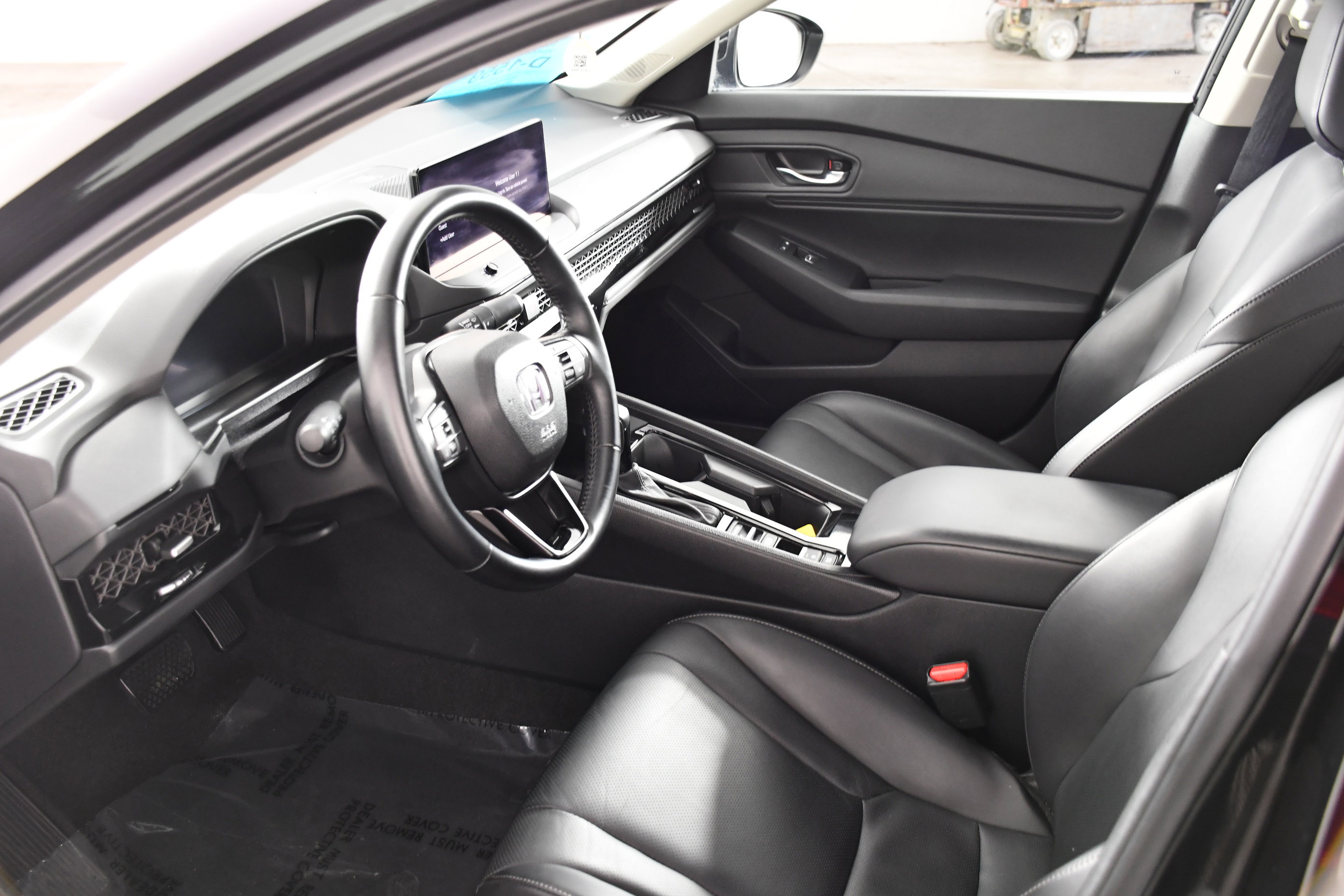 Used 2025 Honda Accord EX-L image 2