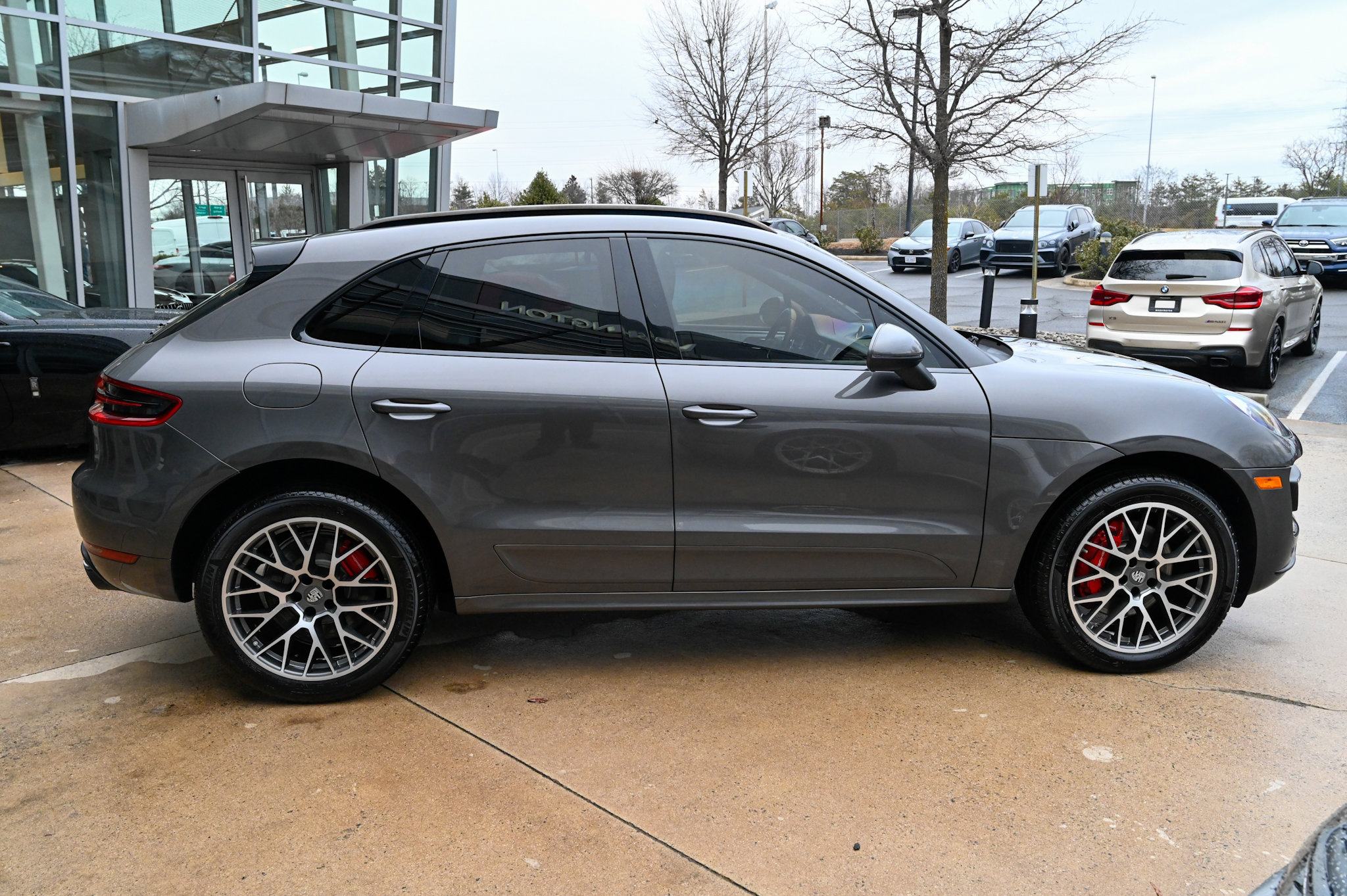 Used 2018 Porsche Macan Turbo image 7
