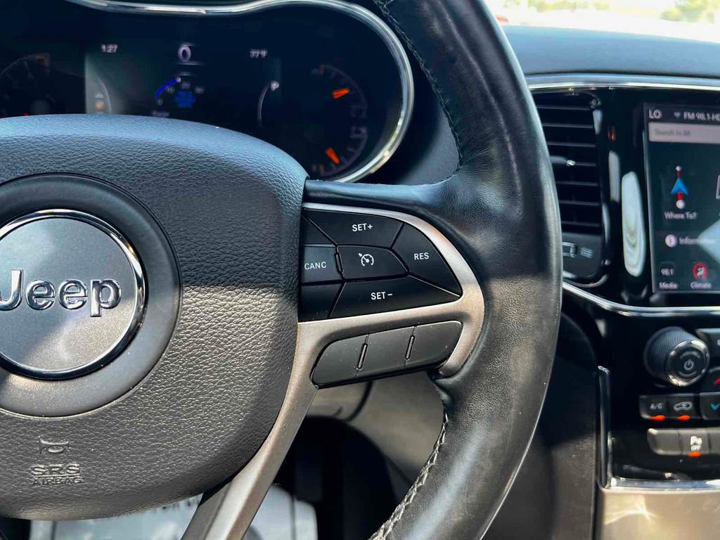 Used 2020 Jeep Grand Cherokee Altitude image 23