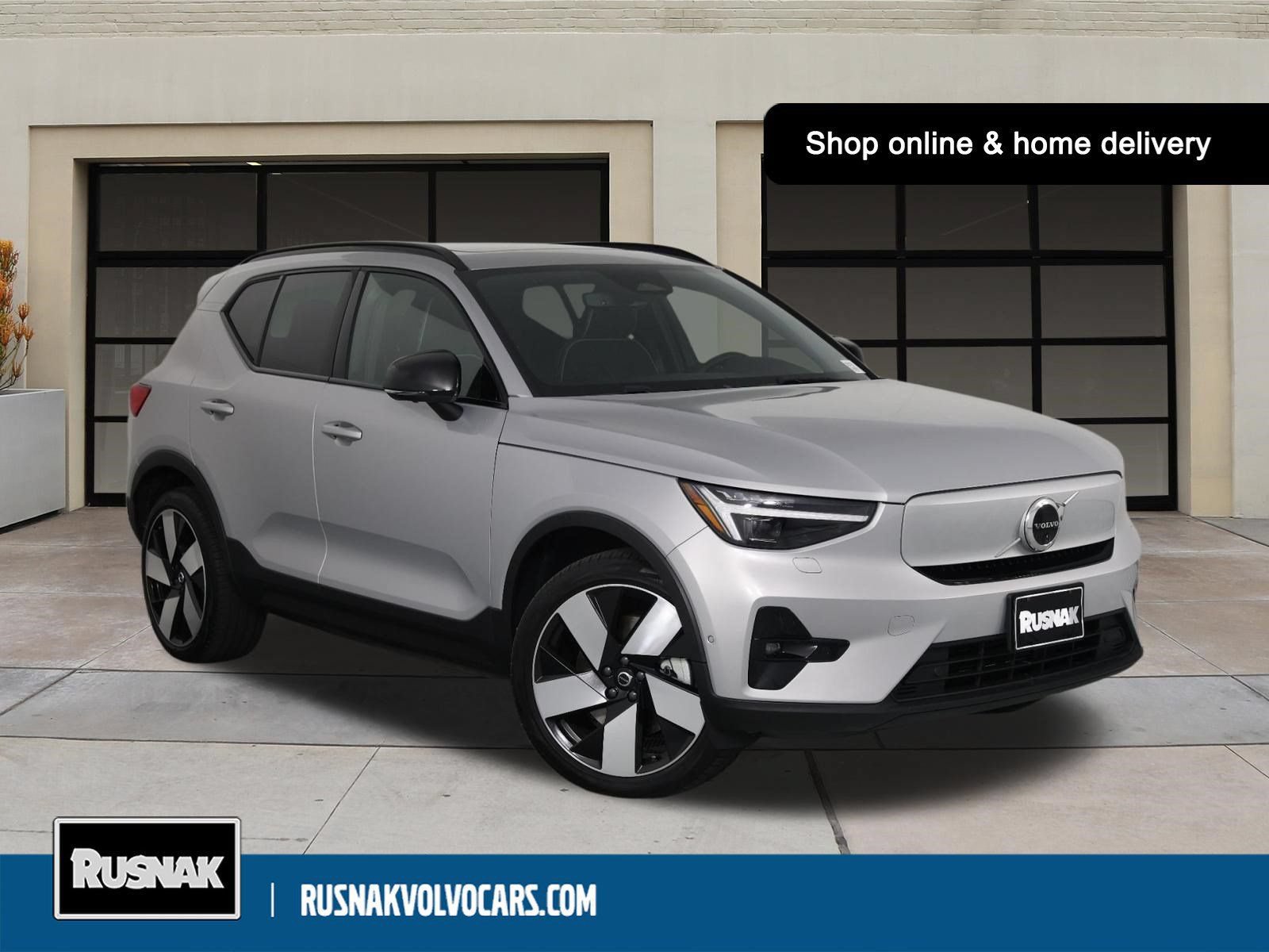 Used 2023 Volvo XC40 Recharge Ultimate AWD/4WD image 1