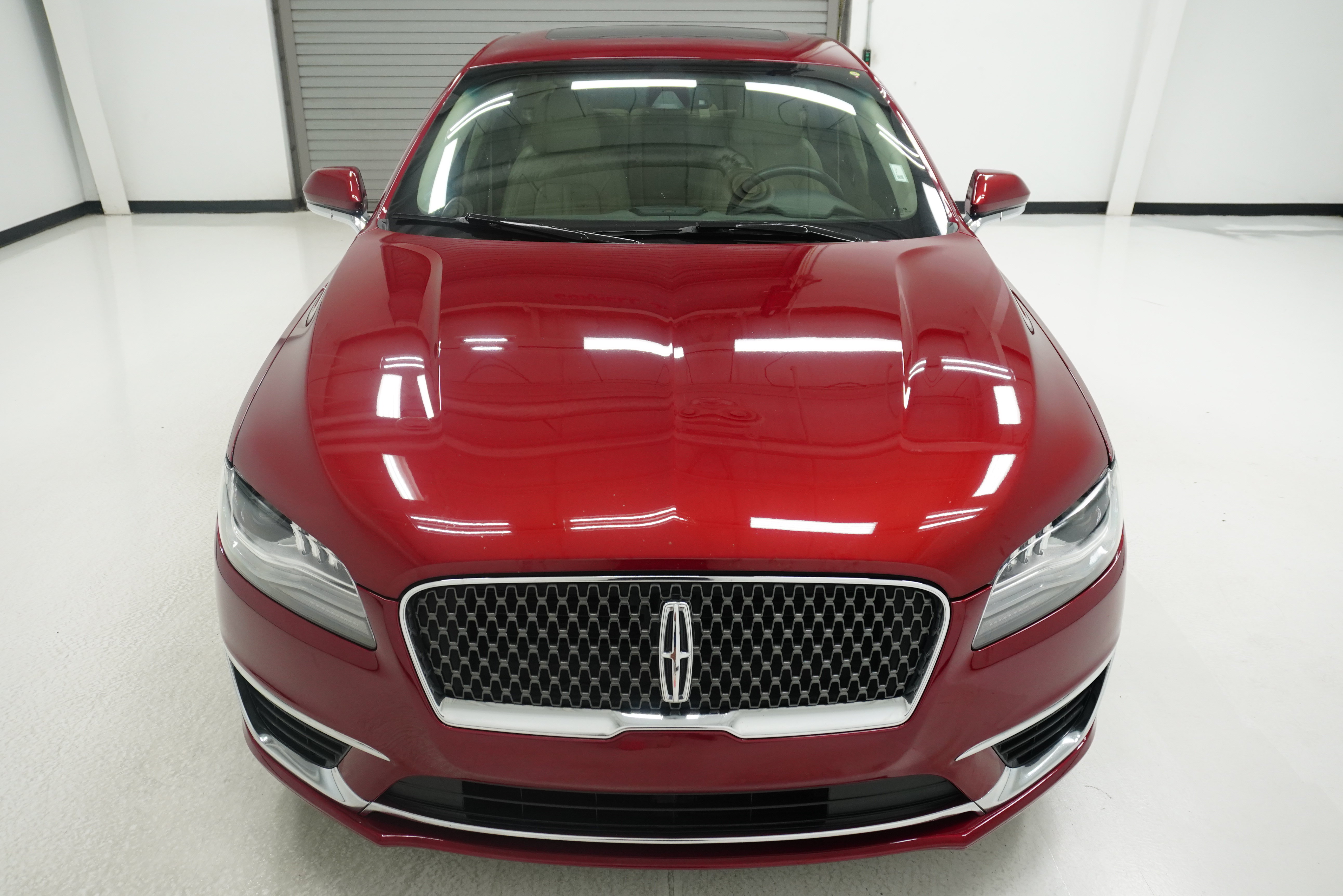 Used 2019 Lincoln MKZ Reserve w/ Reserve Plus Package FWD image 2