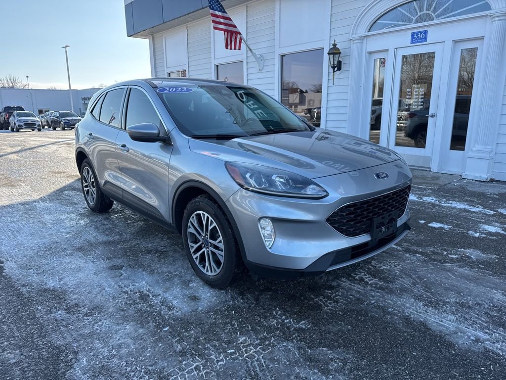 Used 2022 Ford Escape SEL image 3