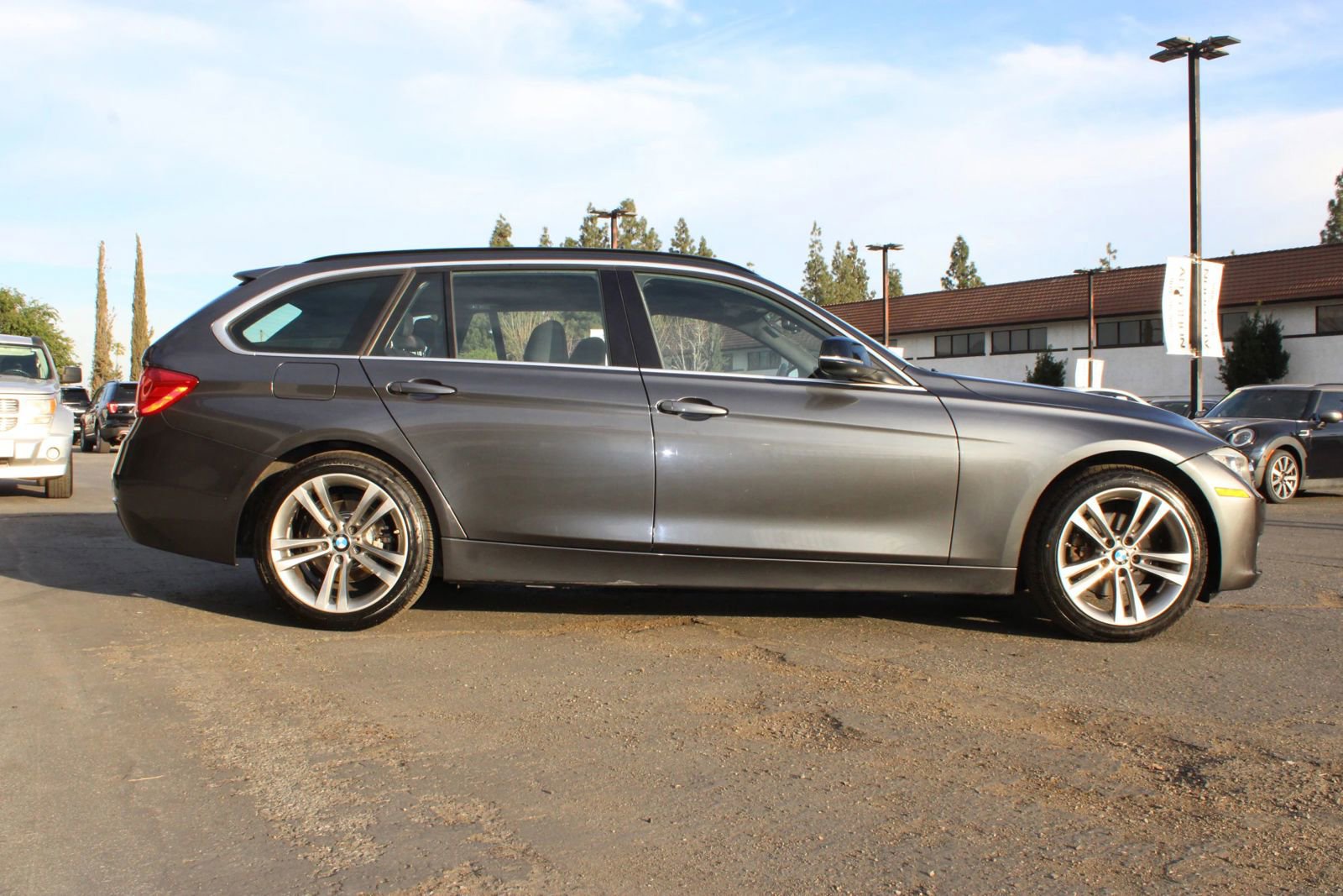 Used 2015 BMW 328i xDrive Wagon image 45