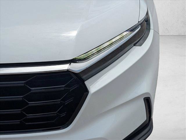 Used 2024 Honda CR-V EX image 9