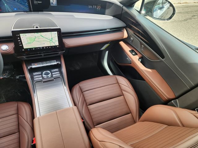 New 2026 Lincoln Nautilus Reserve w/ Jet Appearance Package AWD/4WD image 12