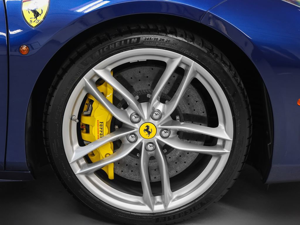 Used 2017 Ferrari 488 Spider image 10