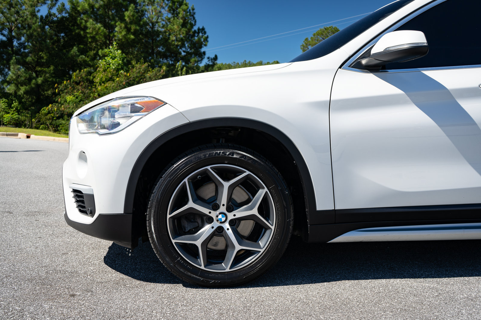 Used 2019 BMW X1 xDrive28i w/ Convenience Package AWD/4WD image 4