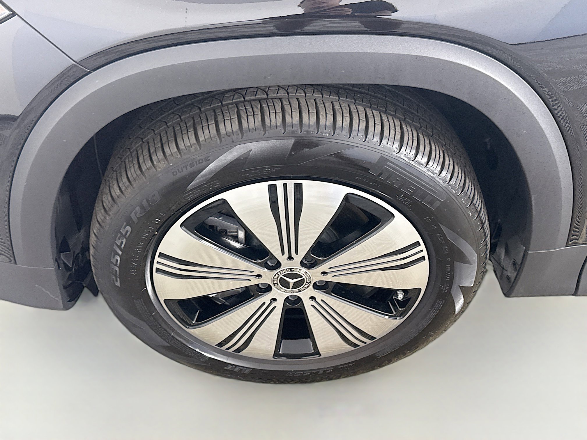 Used 2024 Mercedes-Benz EQB 300 4MATIC image 38