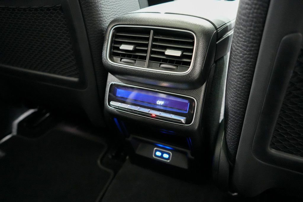 Used 2024 Mercedes-Benz GLS 450 4MATIC image 24