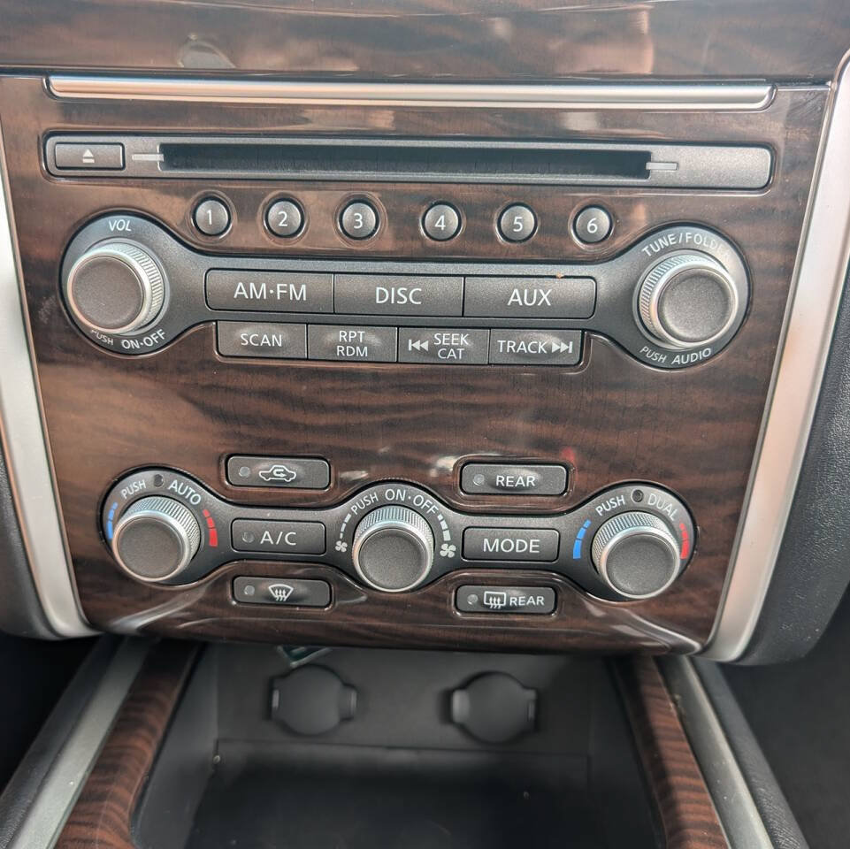 Used 2014 Nissan Pathfinder SL w/ SL Premium Package AWD/4WD image 15
