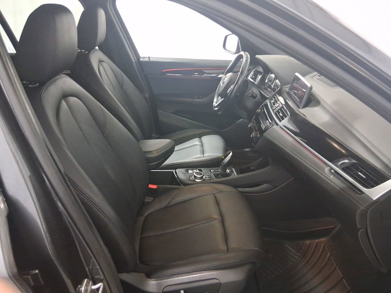 Used 2021 BMW X1 sDrive28i FWD image 16