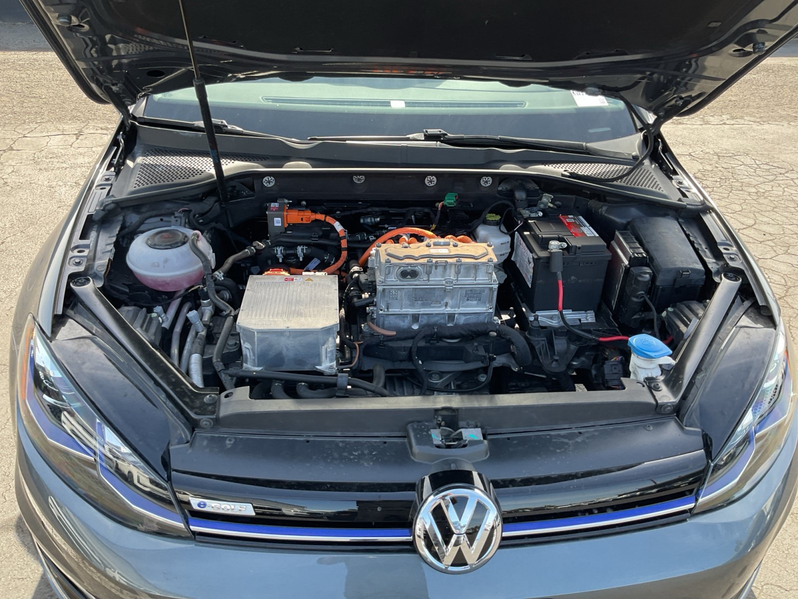 Used 2019 Volkswagen e-Golf SEL Premium FWD image 22