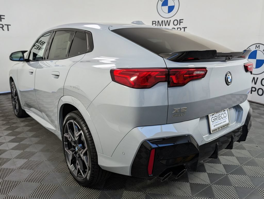 New 2026 BMW X2 M35i w/ Technology Package AWD/4WD image 8