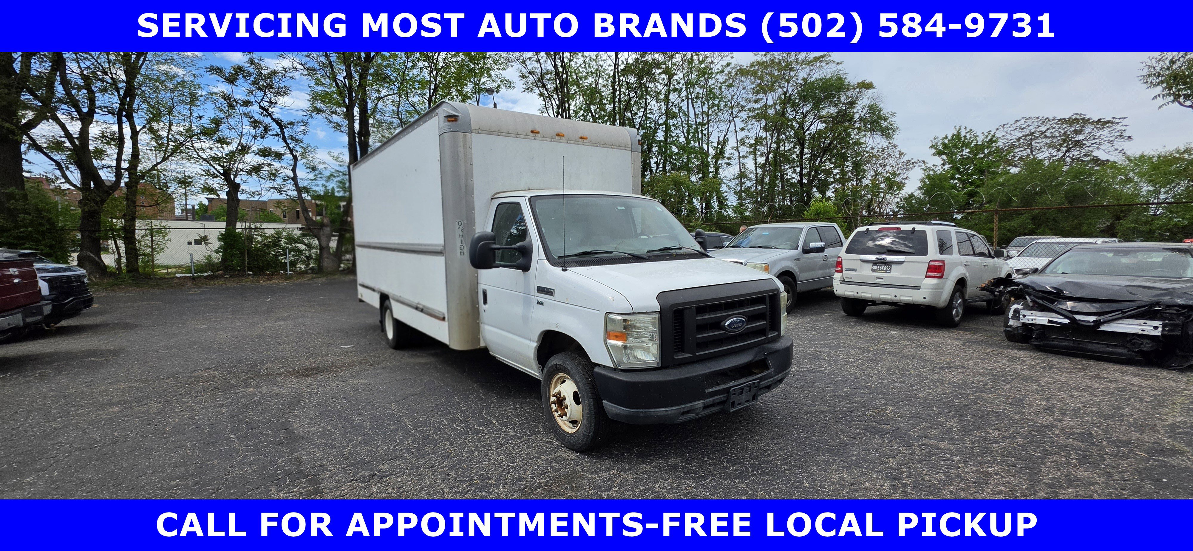 Used 2010 Ford E-350 and Econoline 350 Super Duty RWD image 4