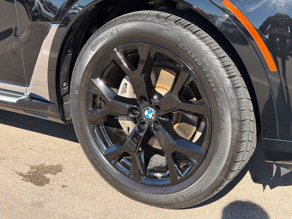 Used 2019 BMW X7 xDrive40i w/ Cold Weather Package AWD/4WD image 29
