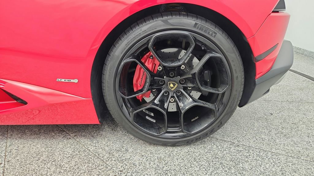 Used 2015 Lamborghini Huracan LP 610-4 image 15
