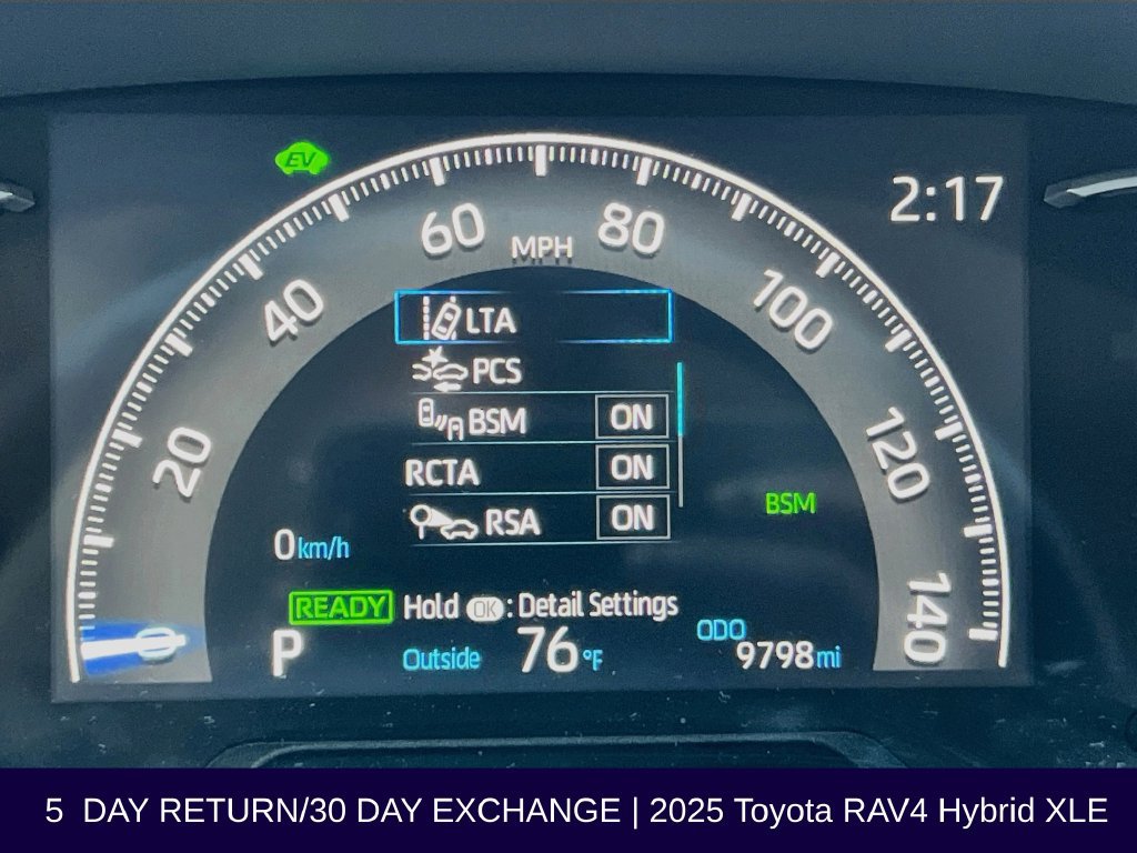Used 2025 Toyota RAV4 XLE AWD/4WD image 16