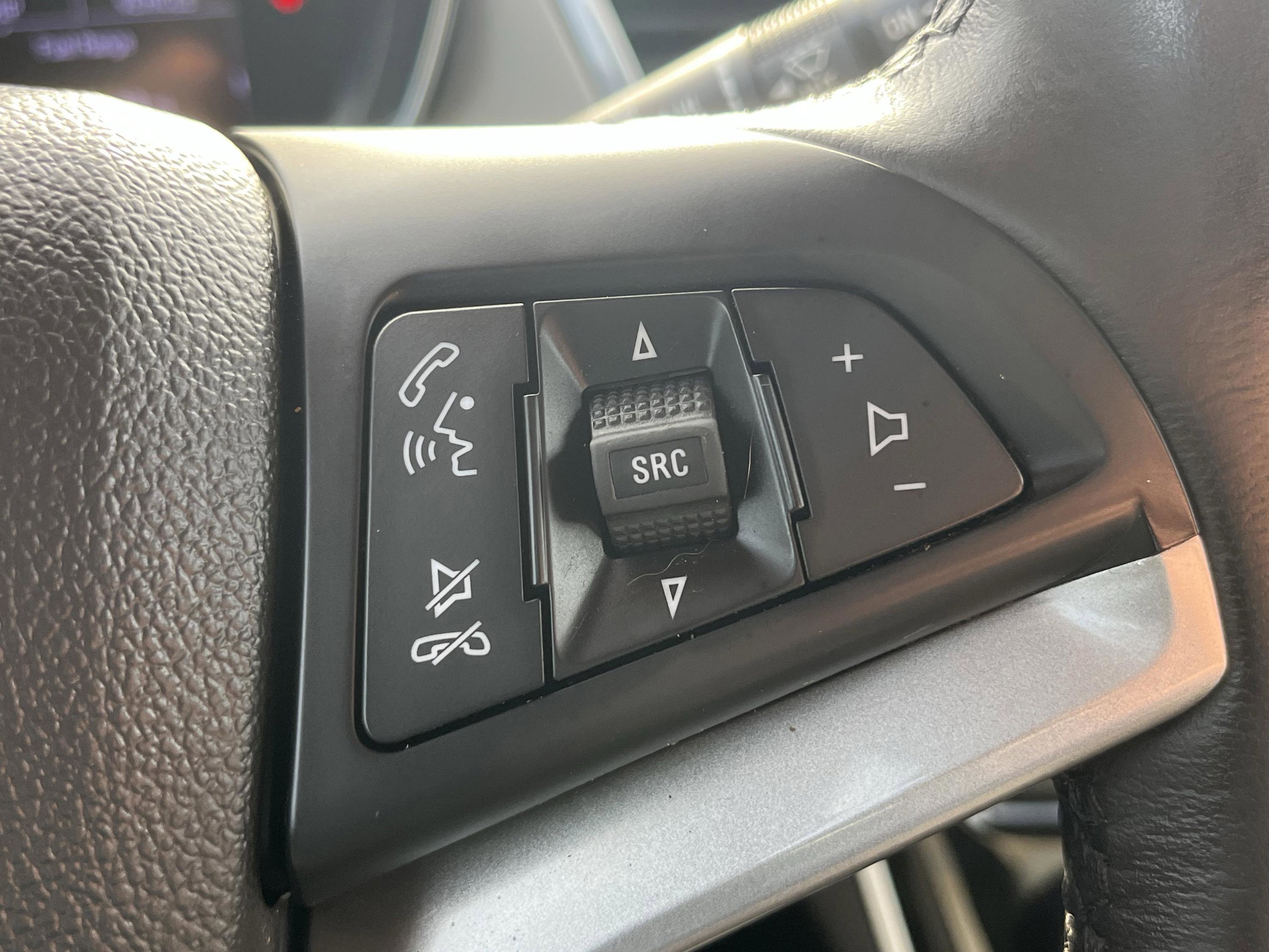 Used 2020 Chevrolet Trax Premier image 19