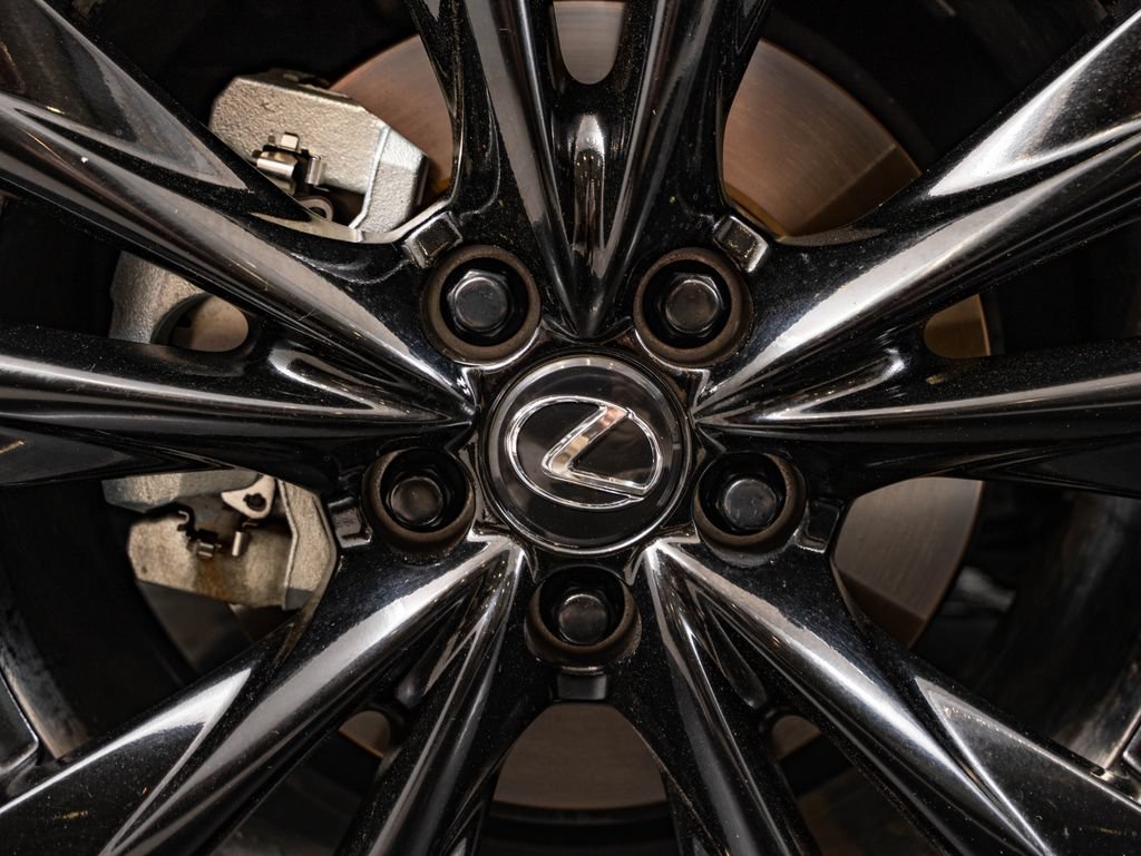 Certified 2025 Lexus ES 300h F Sport FWD image 8