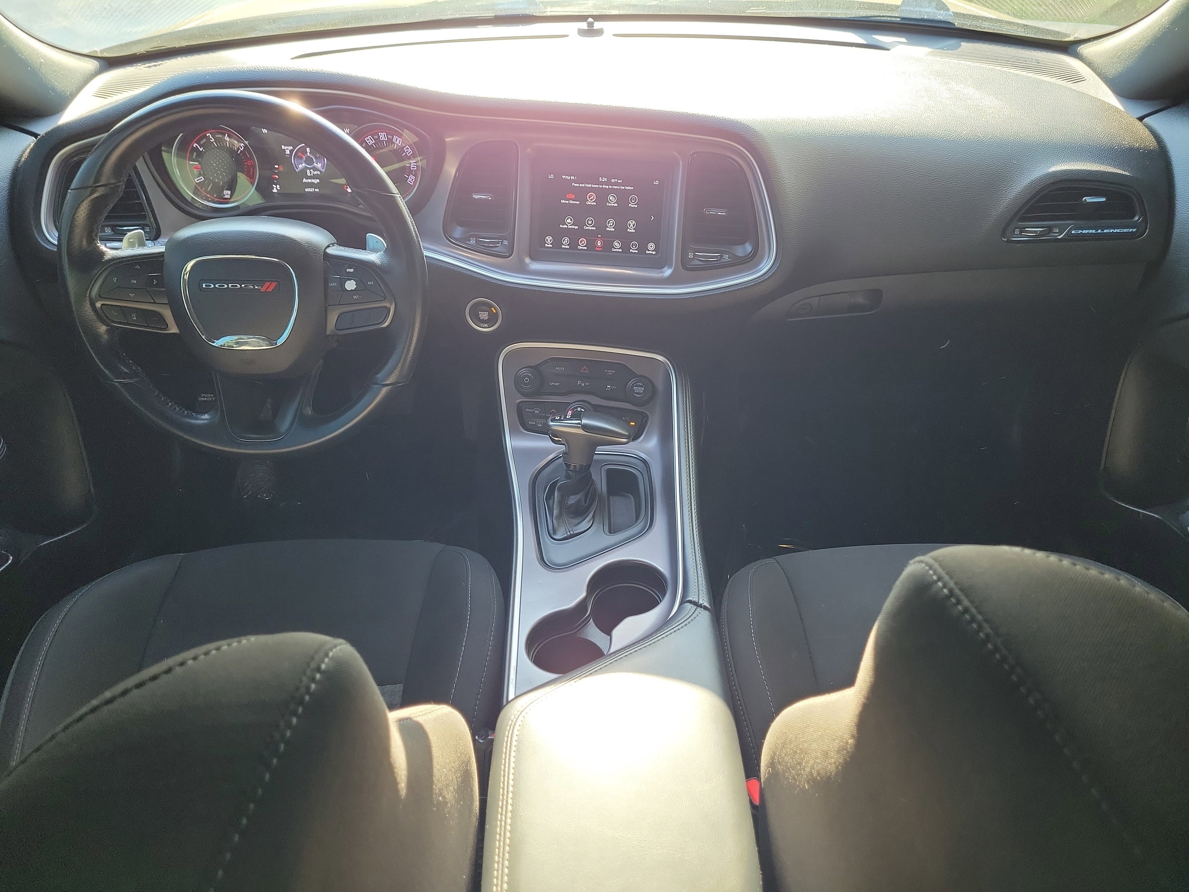 Used 2022 Dodge Challenger R/T image 10