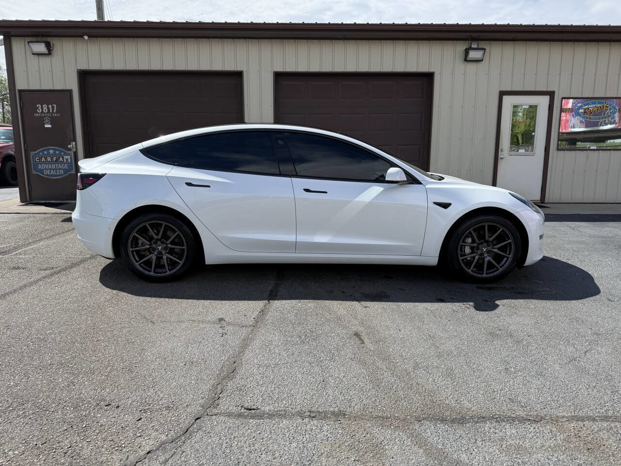 Used 2019 Tesla Model 3 Long Range AWD/4WD image 5