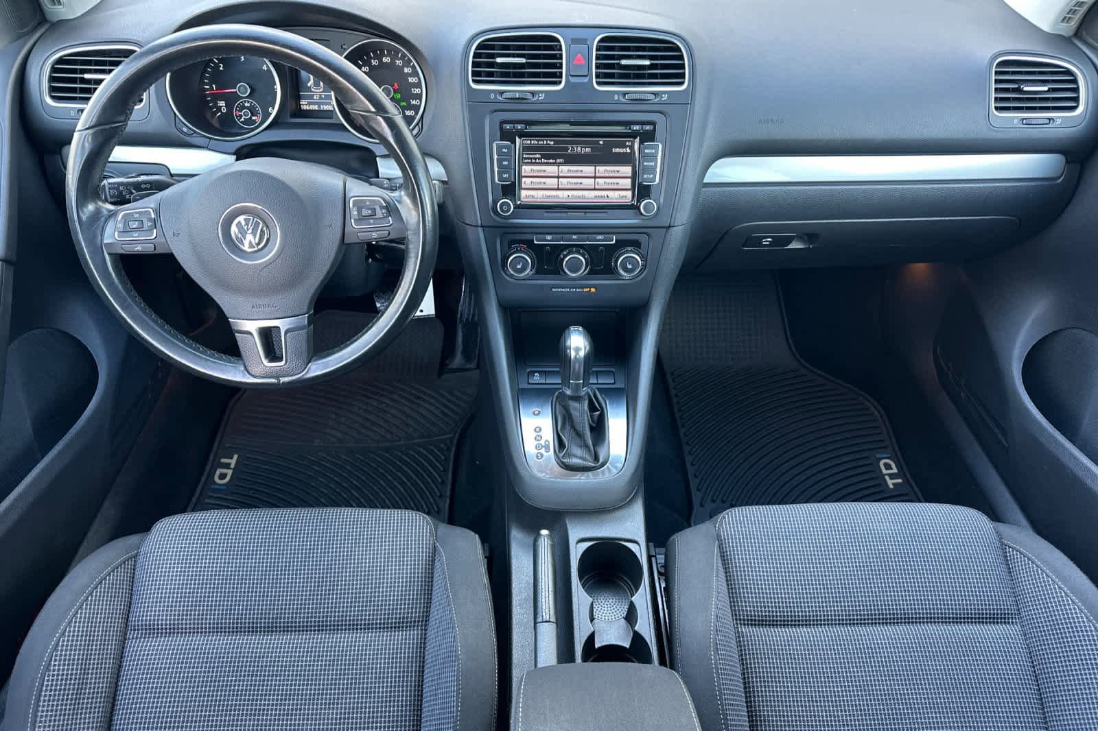 Used 2012 Volkswagen Golf TDI image 3