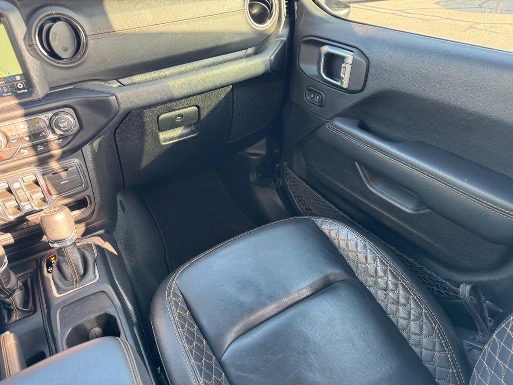 Used 2022 Jeep Wrangler Unlimited Sahara image 18