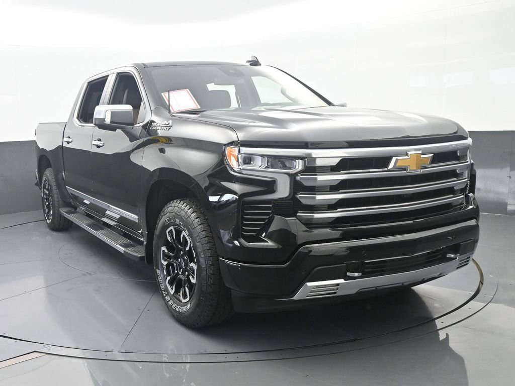 Used 2025 Chevrolet Silverado 1500 High Country image 9