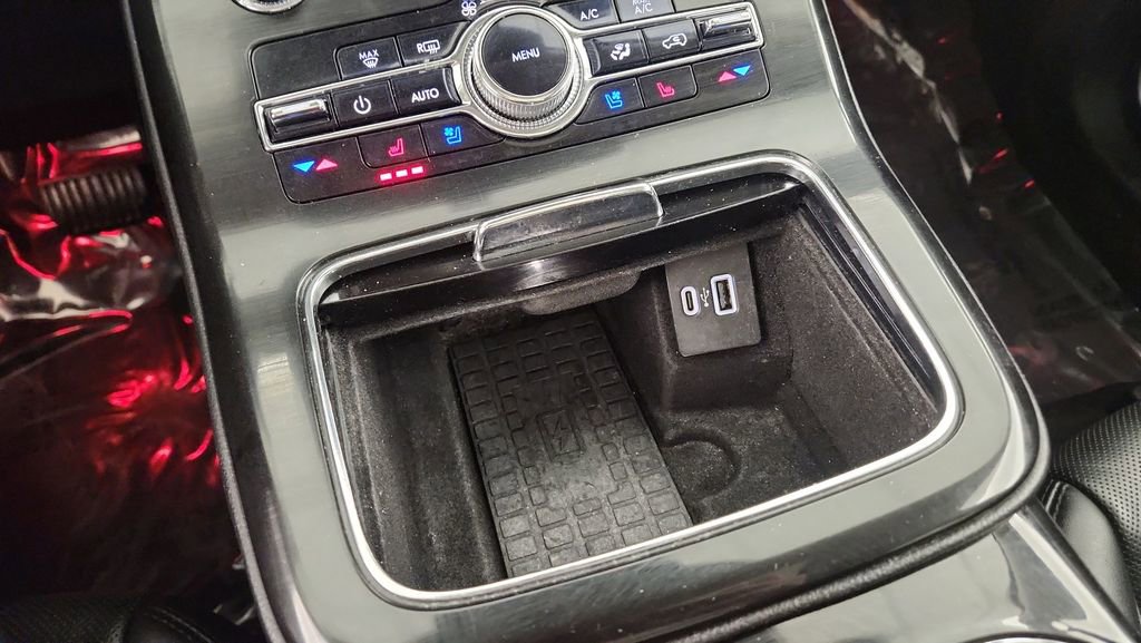 Used 2022 Lincoln Nautilus Reserve w/ Luxury Package image 19