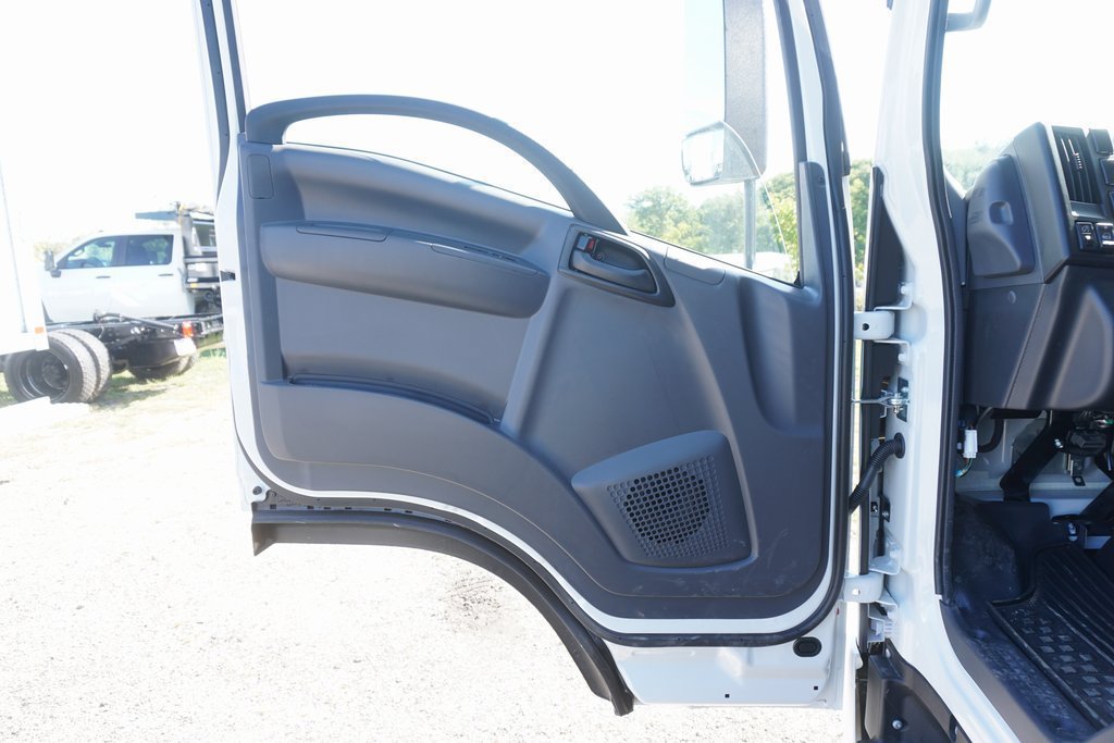 New 2025 Chevrolet Low Cab Forward RWD image 19