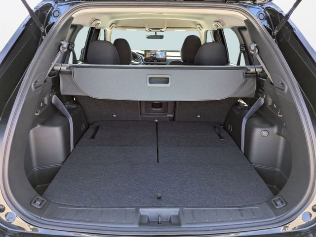 New 2025 Mitsubishi Outlander ES image 18