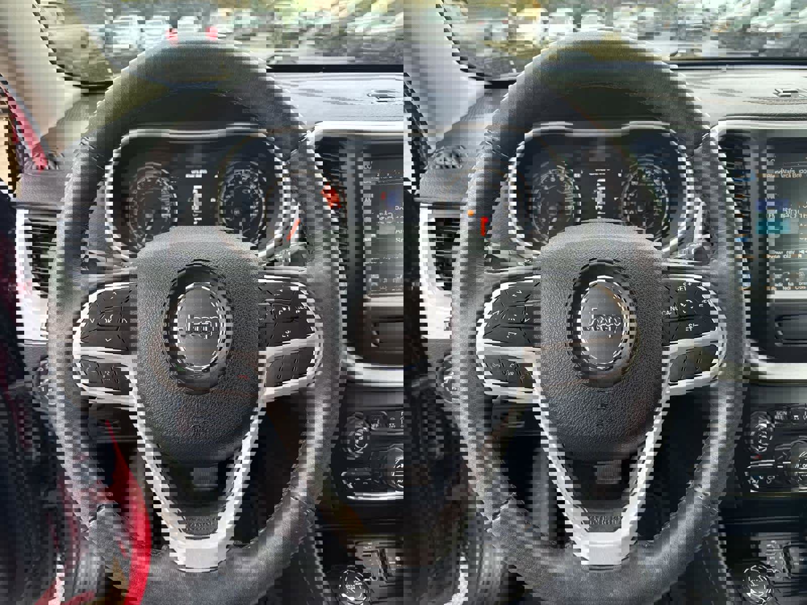 Used 2017 Jeep Cherokee Limited w/ Trailer Tow Group image 18