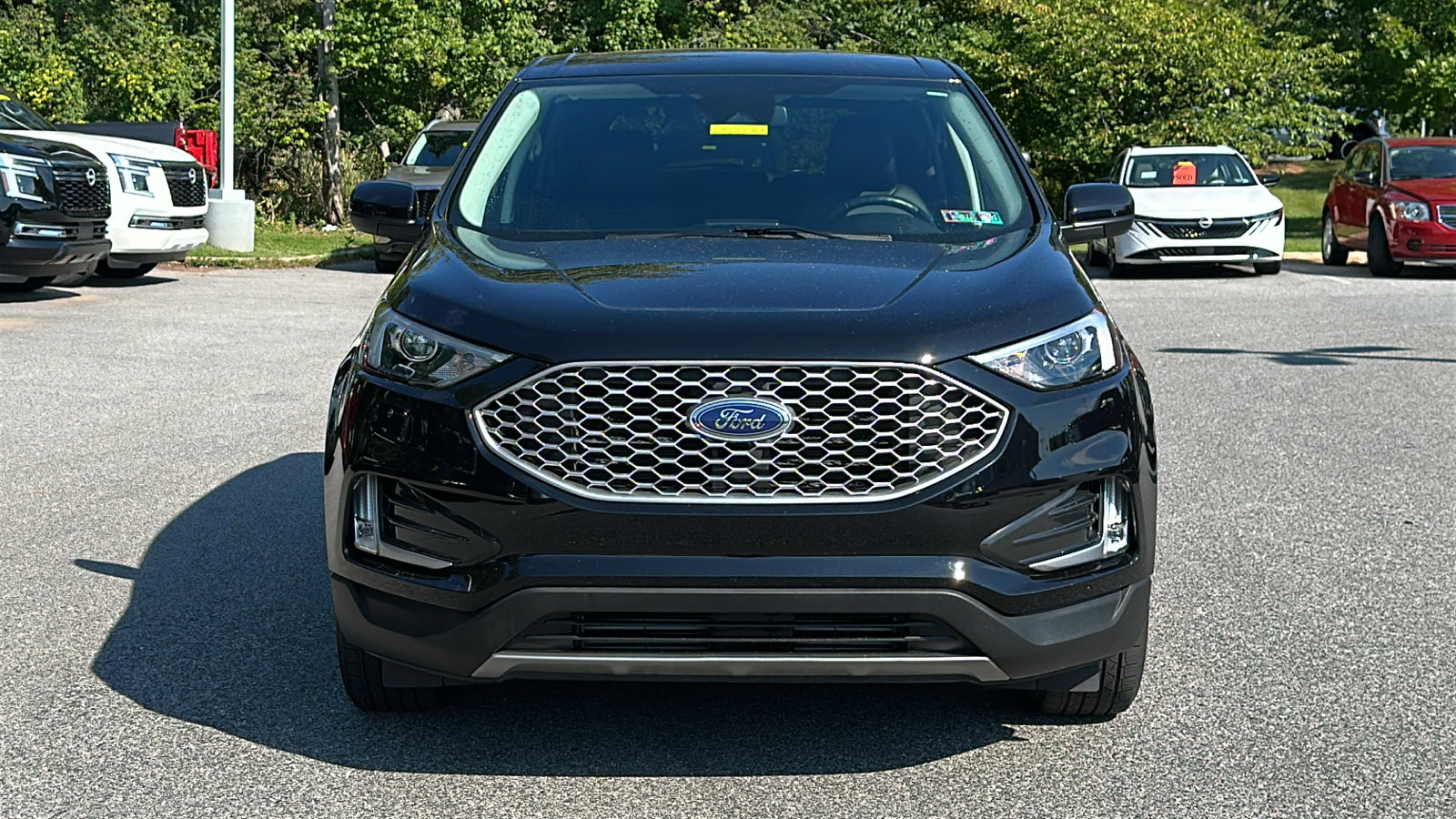 Used 2023 Ford Edge SEL w/ Convenience Package AWD/4WD image 3