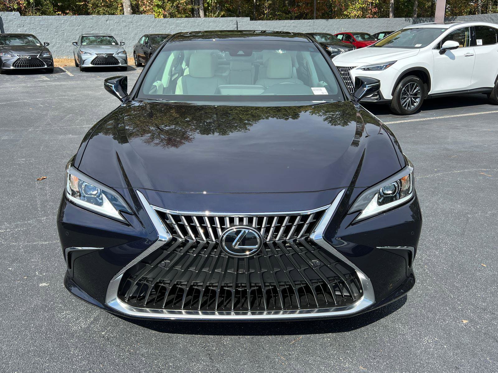 New 2025 Lexus ES 350 w/ Premium Package image 3